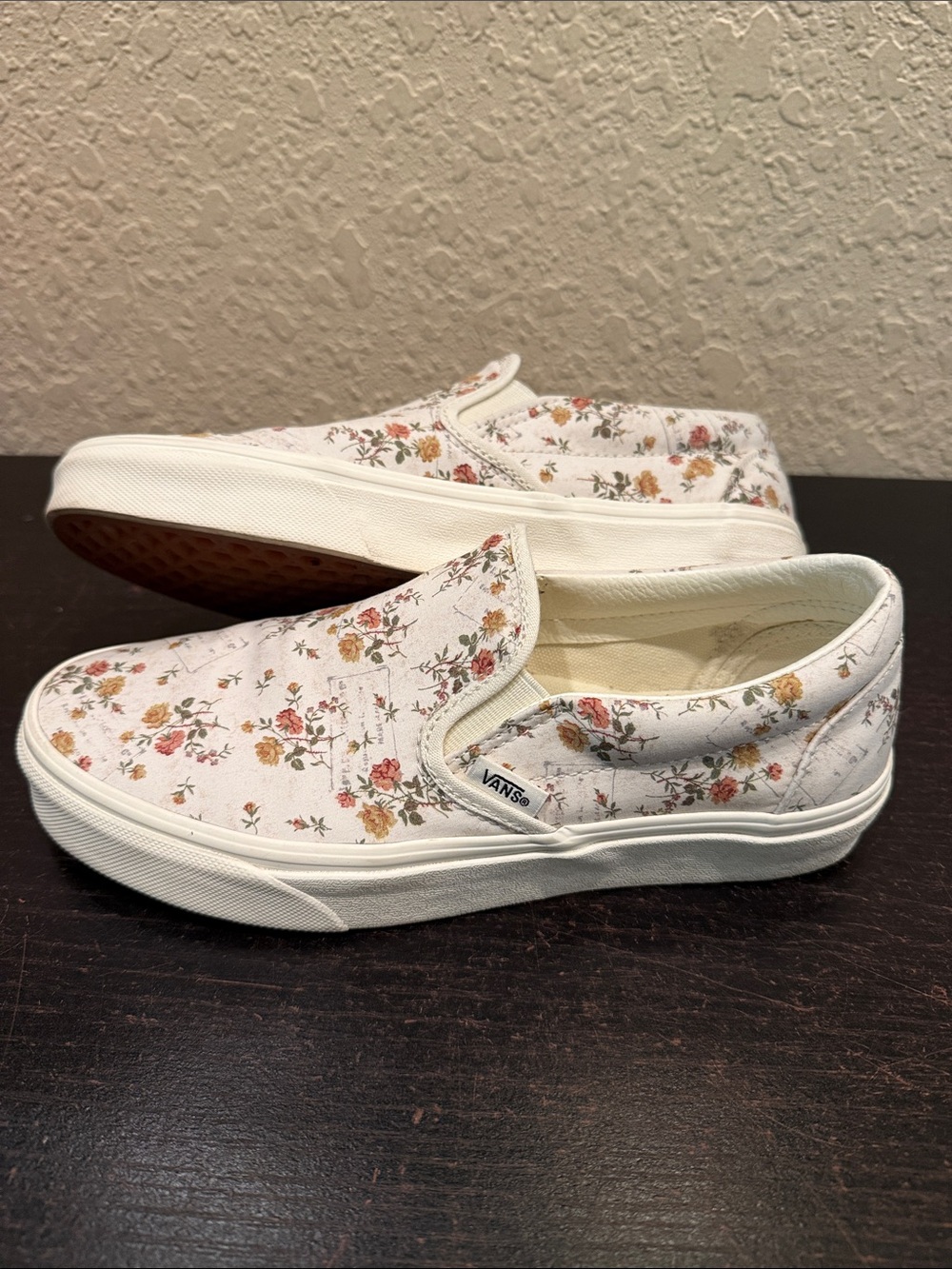 Vans Floral/Marshmal Slip-On Sneakers - Picture 4 of 7